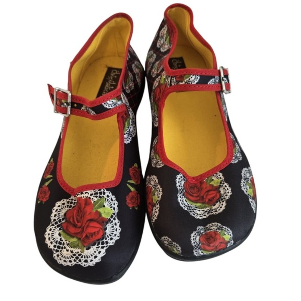 Hot Chocolate - Chocolaticas Mary Jane Flats Rose Lace Print Buckle Shoes 7.5‎